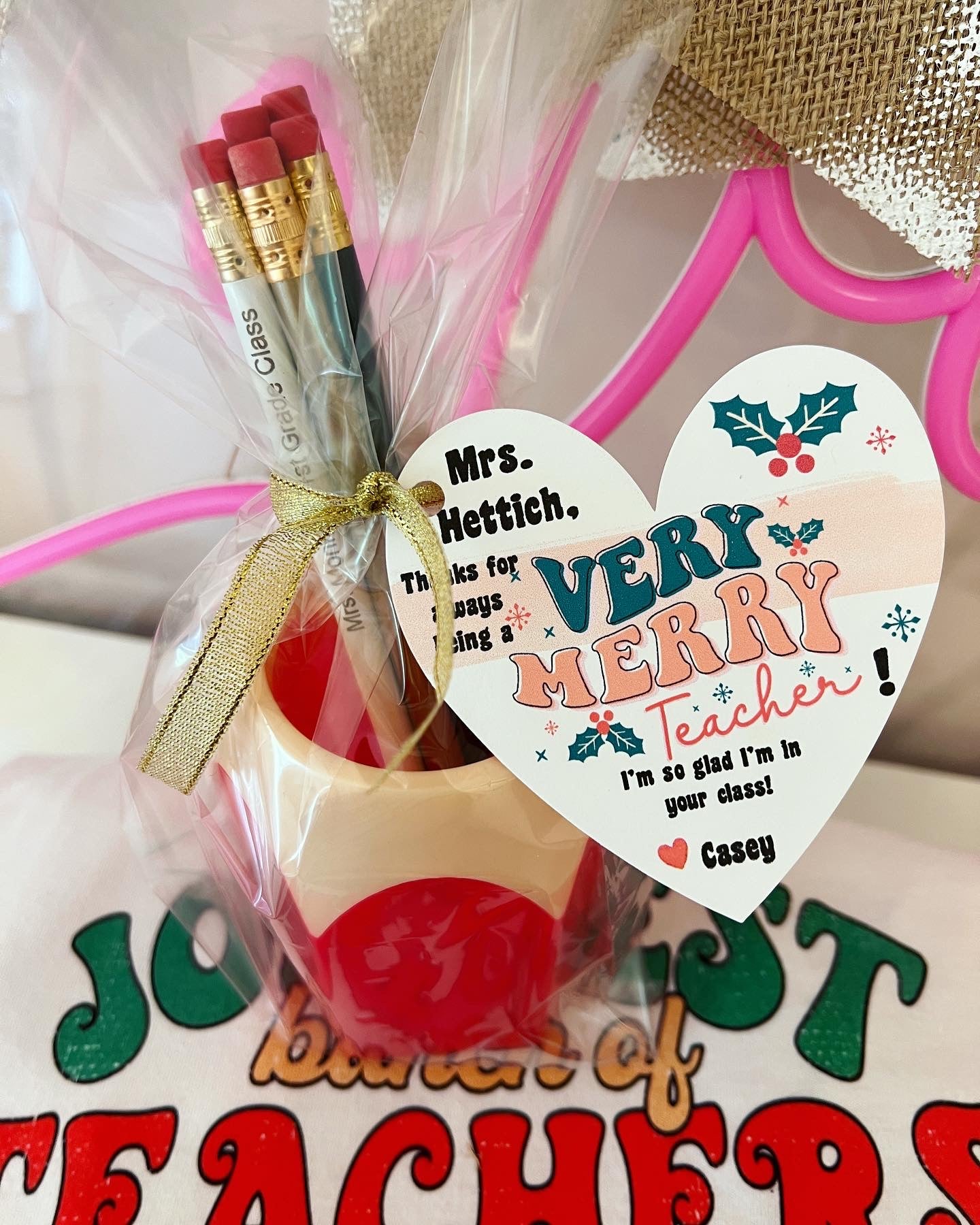 Very Merry Teacher Christmas gift! Engraved Pencils,Pencil cup! Teachers Name personalized! Gift wrap w/heart card, pencil cup holder!