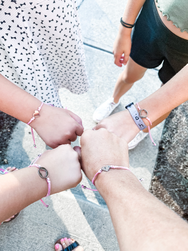 1st Day of school bracelets (Pink or Blue) Write it in yourself! Card, bracelets, box and ribbon