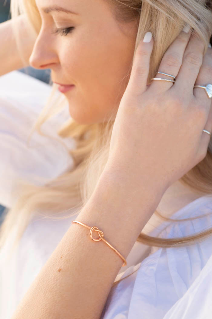 Bridal Party Knot Bangle & Heart Card