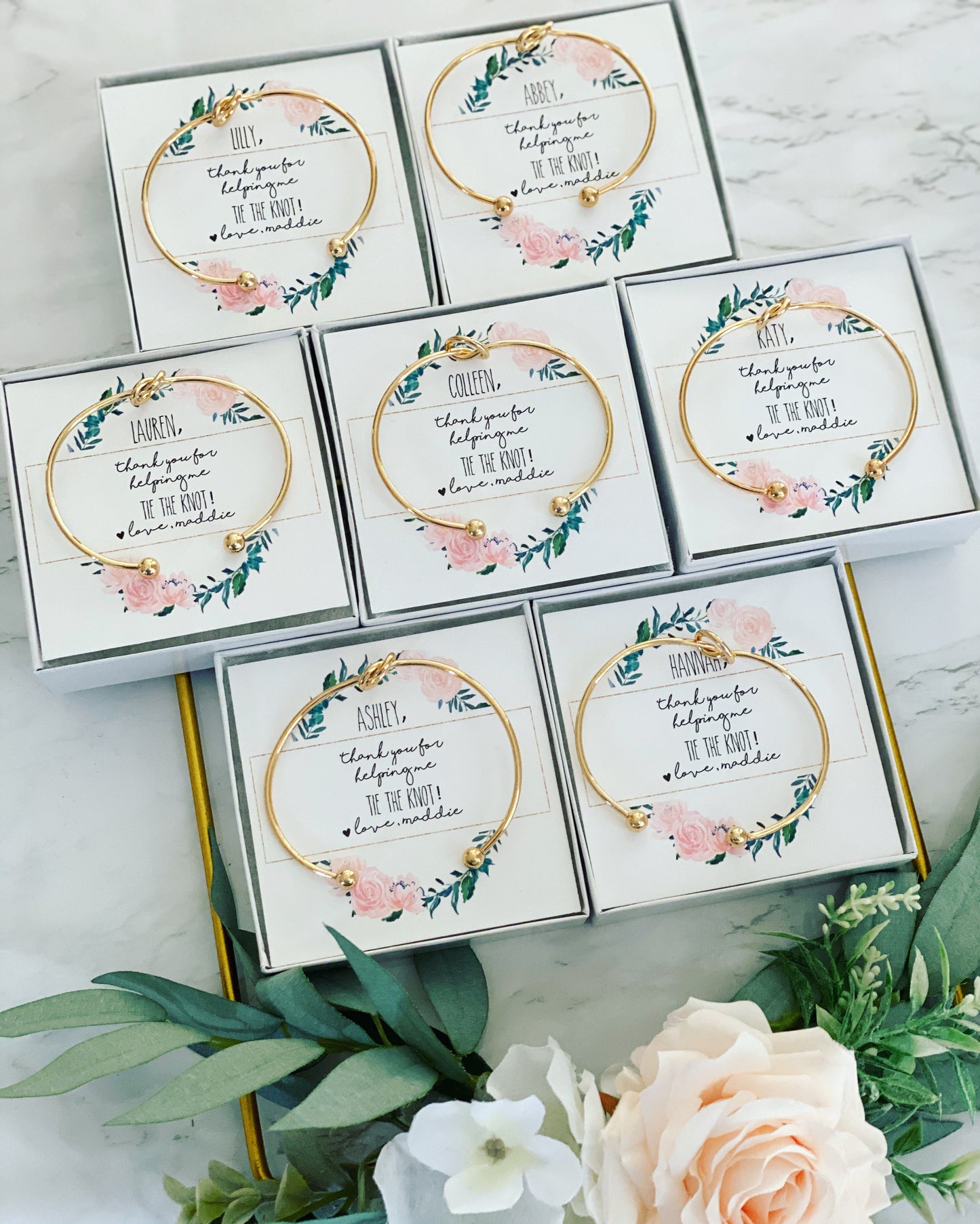 I'm Such a Lucky Bride! Knot Bangle & Floral Wreath Card