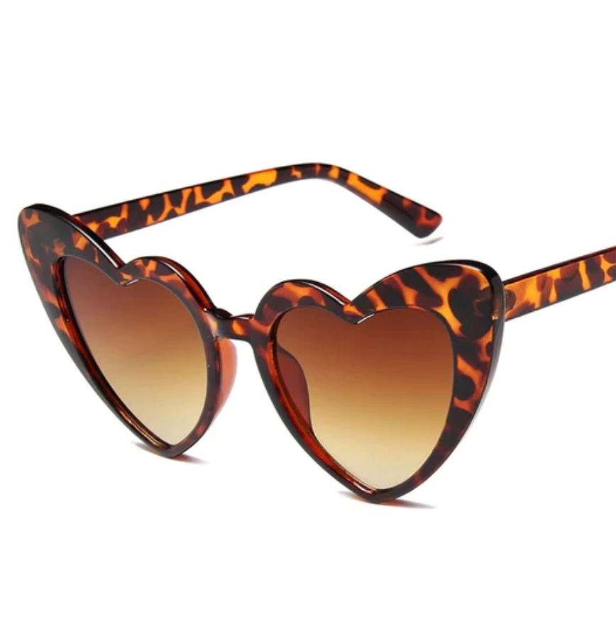 Retro Bridesmaid Straw Gift Bag! Necklace, Sunglasses & Hair Tie