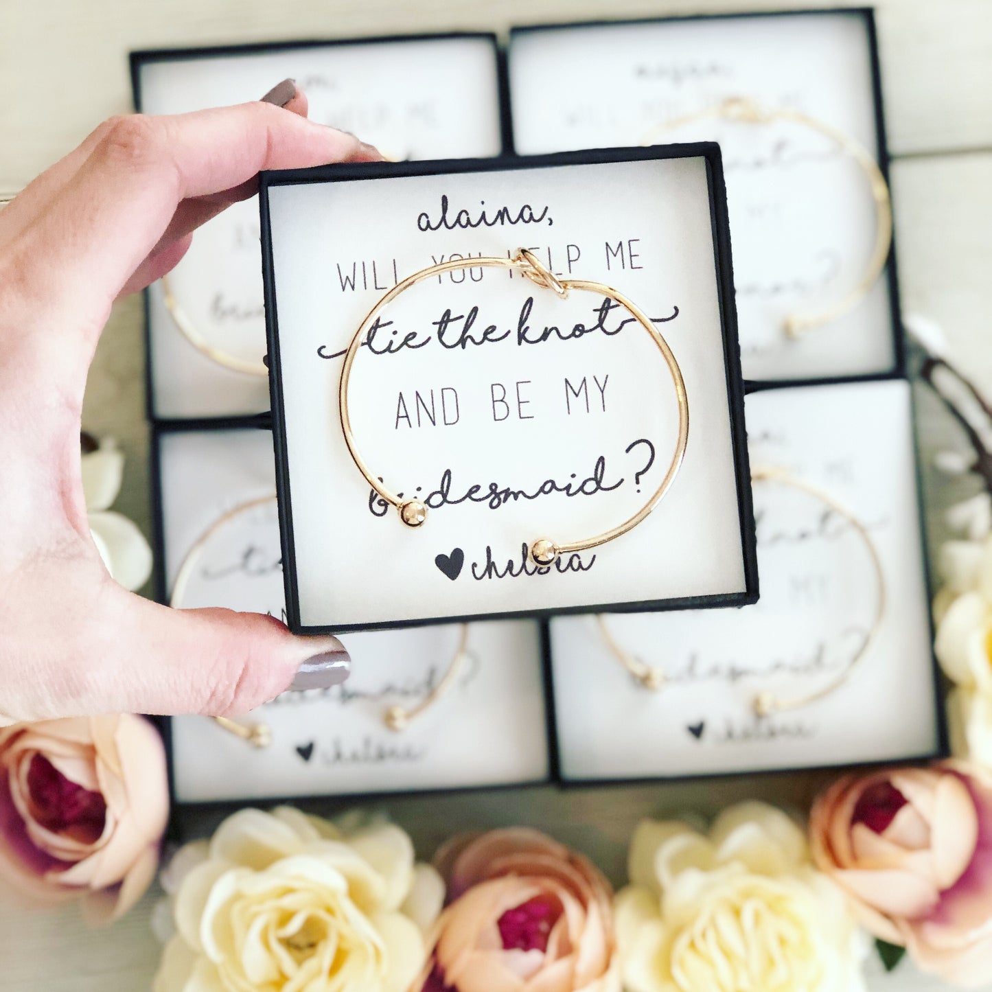 Knot Bangles Black and White Card