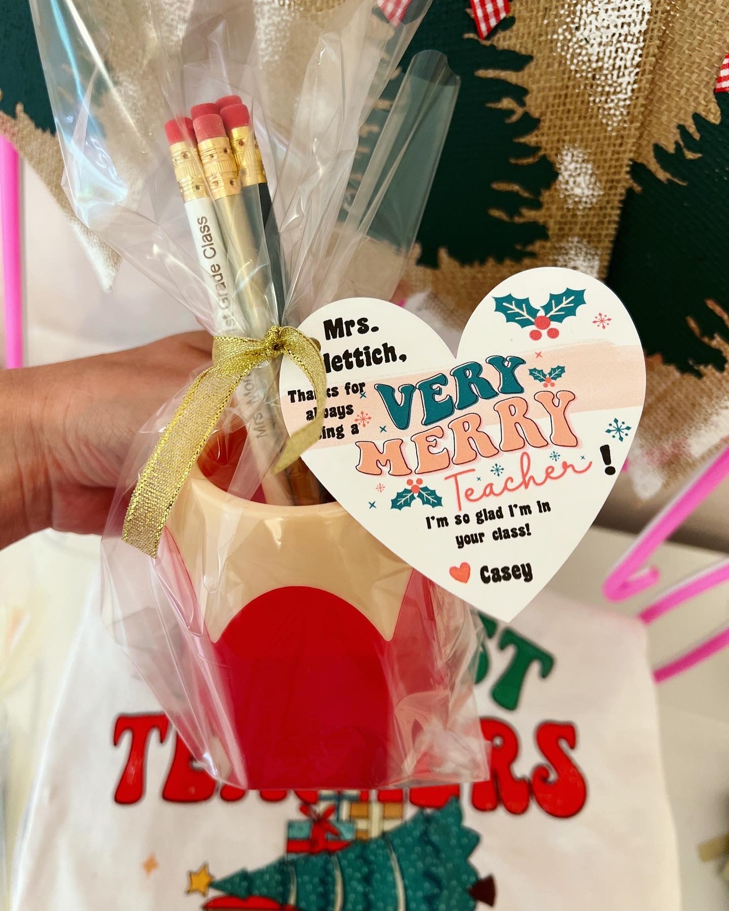 Very Merry Teacher Christmas gift! Engraved Pencils,Pencil cup! Teachers Name personalized! Gift wrap w/heart card, pencil cup holder!