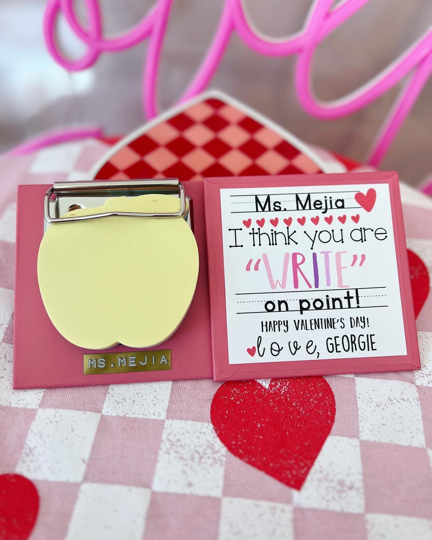 Valentine's Day Teacher Notepad and Mini clipboard gift! Apple sticky notepad, mini clipboard, personalized card+gift wrap