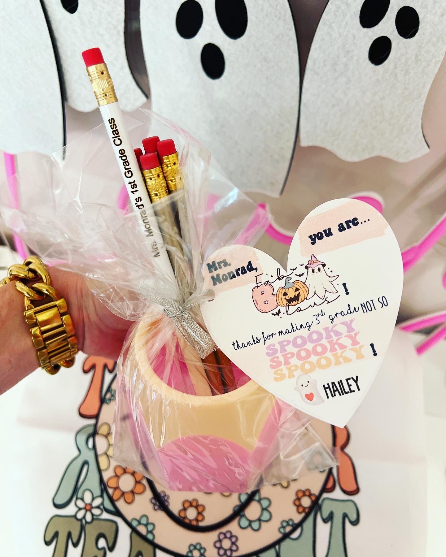 Halloween teacher gift! Engraved Pencils with Pink or Red Pencil cup! Teachers Name personalized! Gift wrap w/heart card, pencil cup holder!