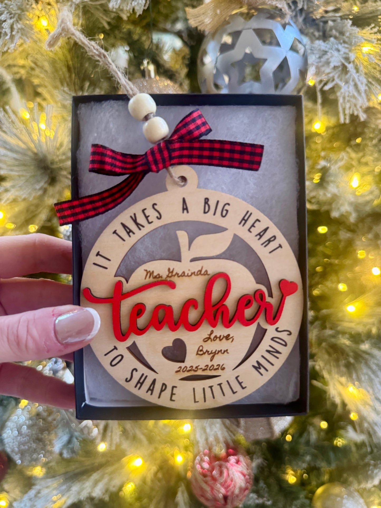 Teacher Ornament, 2025-2026 year, It takes a big heart to shape little minds, personalized with teacher name, from name & date