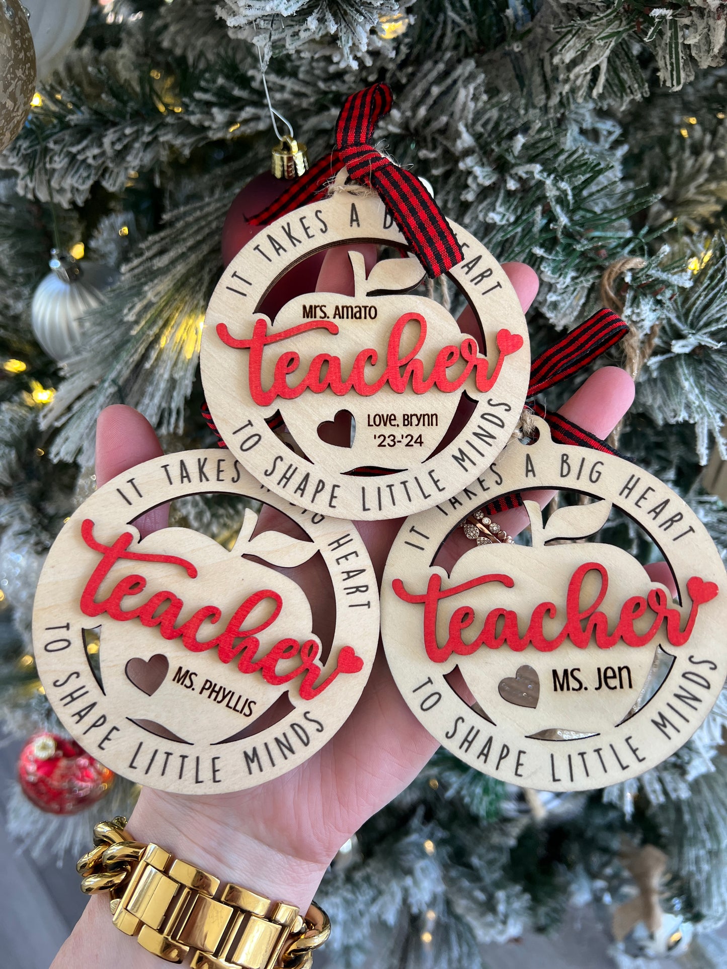 Teacher Ornament, 2024-2025 year, It takes a big heart to shape little minds, personalized with teacher name, from name & date