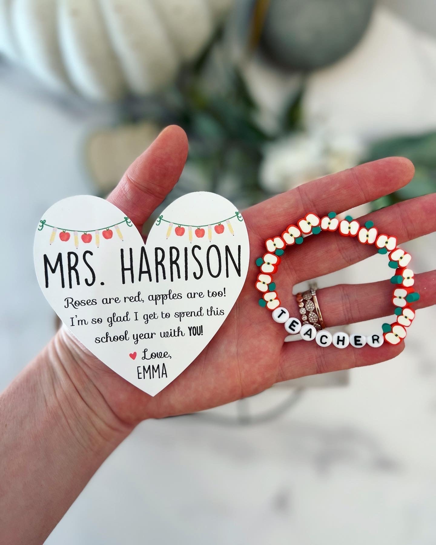 Amazon.com: Teacher Appreciation Gifts Personalized Teacher Gifts for  Women, Teacher Christmas Gifts Teacher Bracelet Beaded Best Teacher Gifts  from Student Teachers Day Birthday Ornament Gift for Women (Miss-A):  Clothing, Shoes & Jewelry