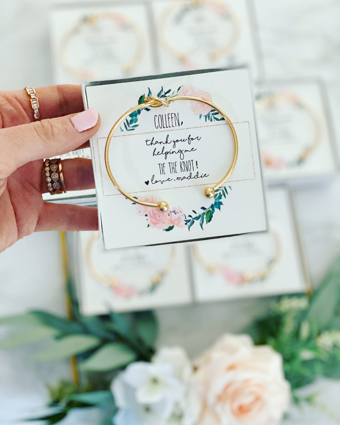 I'm Such a Lucky Bride! Knot Bangle & Floral Wreath Card