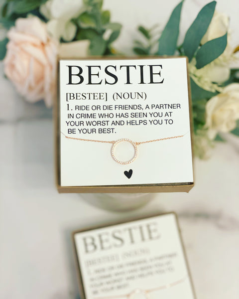 Bestie Definition Card! Circle Pendant Necklace – Love Leigh Gift Co.