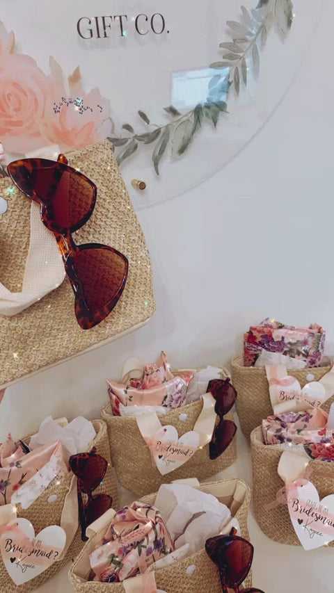 Bridesmaid bag with ROBE Sunglasses! – Love Leigh Gift